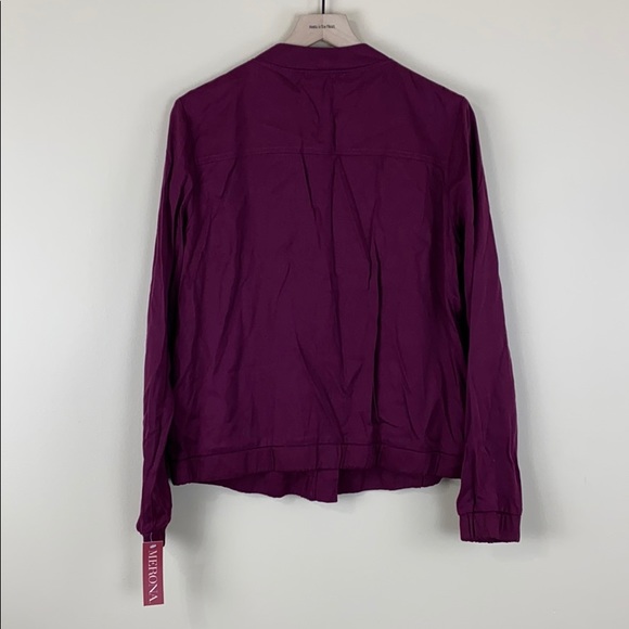 NWT light weight jacket - Picture 6 of 7